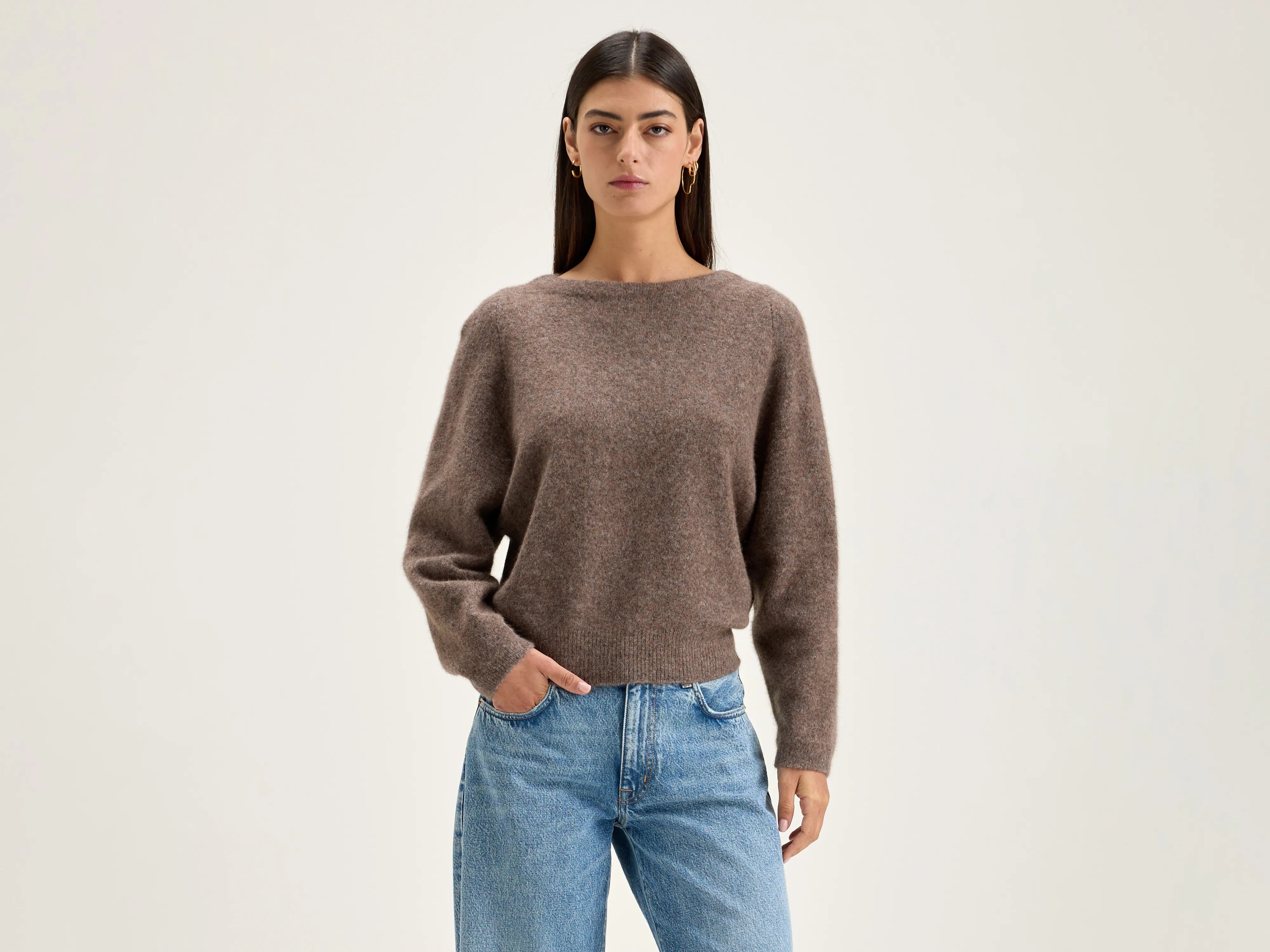Deros round-neck sweater (242 / W / DUST) Tailored Straight A-Line