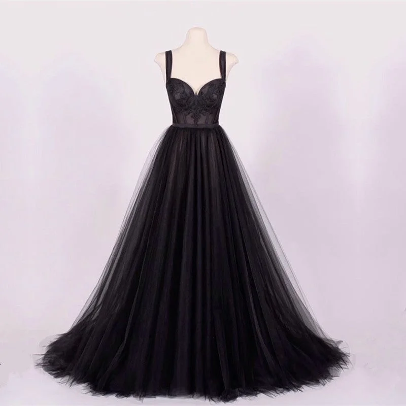 A-line Black Tulle Sweetheart Prom Dresses Lace Appliques