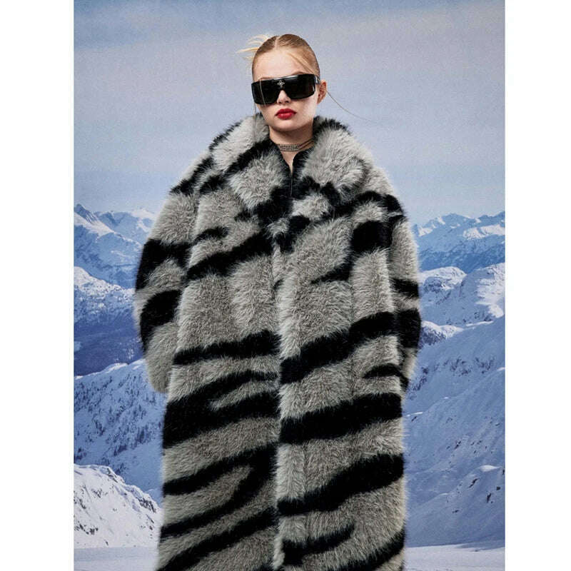 Women's fur coat new fashion zebra print imitation fox fur coat long winter leisure and warm Front Pockets Side Pockets Patch Pockets Women's fur coat new fashion zebra print imitation fox fur coat long winter leisure and warm Front Pockets Side Pockets Patch Pockets